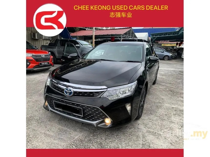 2015 Toyota Camry Hybrid Sedan