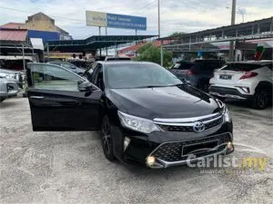 2015 Toyota Camry 2.5 Hybrid Sedan
