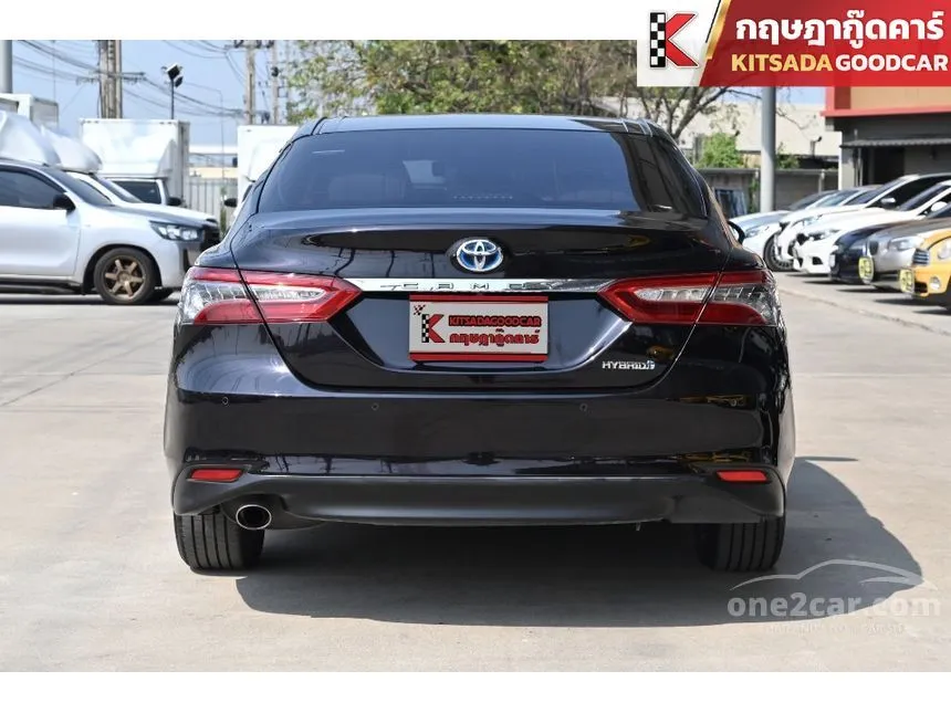 2019 Toyota Camry Hybrid Premium Sedan