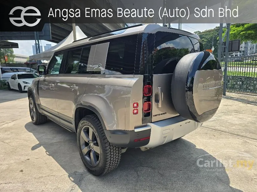 2023 Land Rover Defender 110 P300 SE SUV