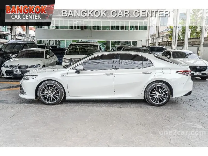 2022 Toyota CAMRY HEV Premium Sedan
