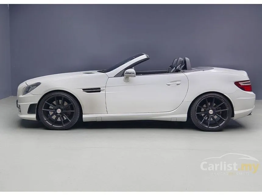 2012 Mercedes-Benz SLK200 AMG Sport Convertible