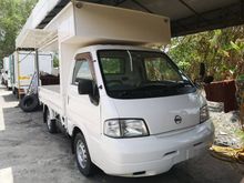 Nissan SK82 1.8 (NEW REBUILD)** FEW UNIT** CAN BE CONVERTED TO LUTON , BOX , PASAR MALAM BODY , ETC ...