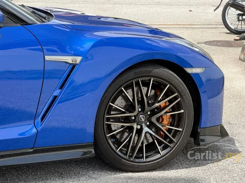 2022 Nissan GT-R Coupe