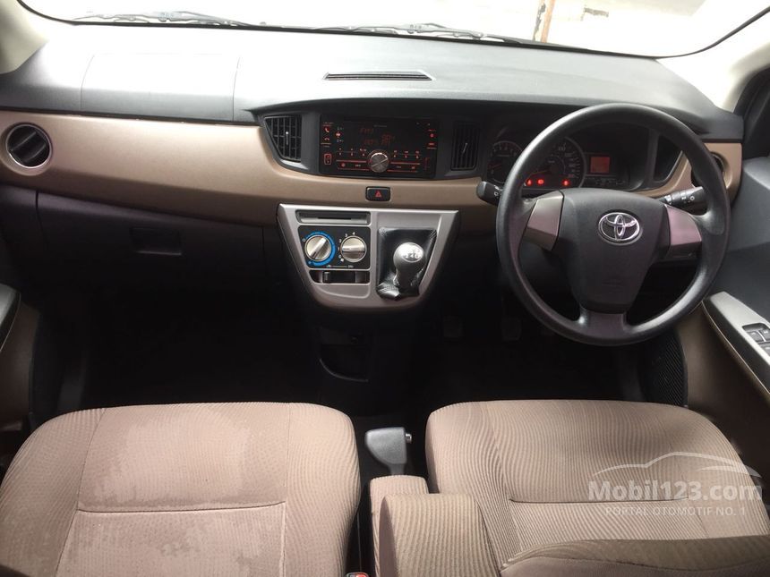 Jual Mobil Toyota Calya 2016 G 1.2 di DKI Jakarta Manual MPV Putih Rp