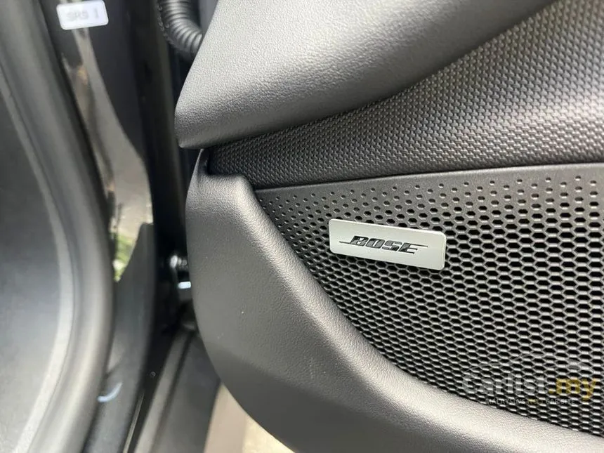 2025 Porsche Taycan Sedan