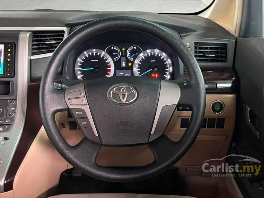 2013 Toyota Vellfire X MPV