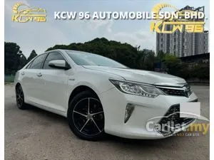 2015 Toyota Camry 2.5 Hybrid Sedan