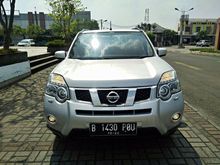 Nissan X-Trail 2.5 ST 2012 AT silver , Top performance , Istimewa
