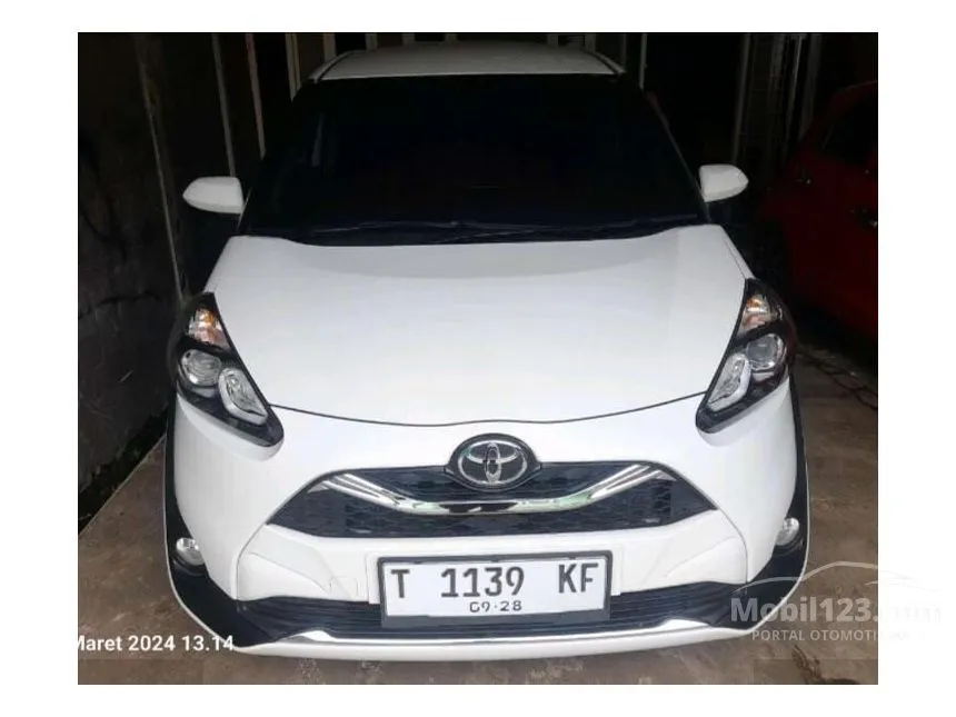 Jual Mobil Toyota Sienta 2020 V 1.5 di Jawa Barat Automatic MPV Putih Rp 197.000.000