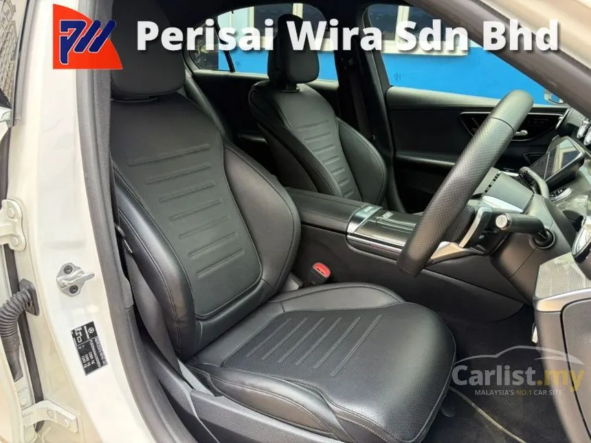 2022 Mercedes-Benz C300 AMG Line Sedan