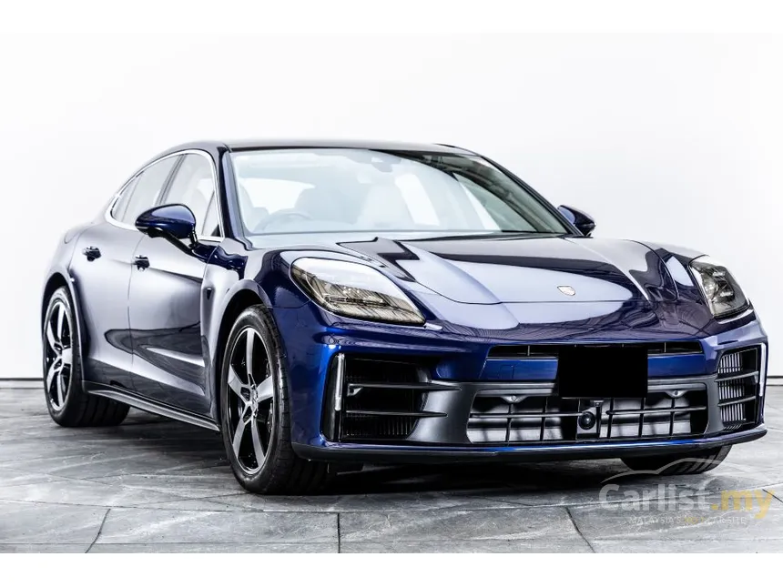 2024 Porsche Panamera Hatchback