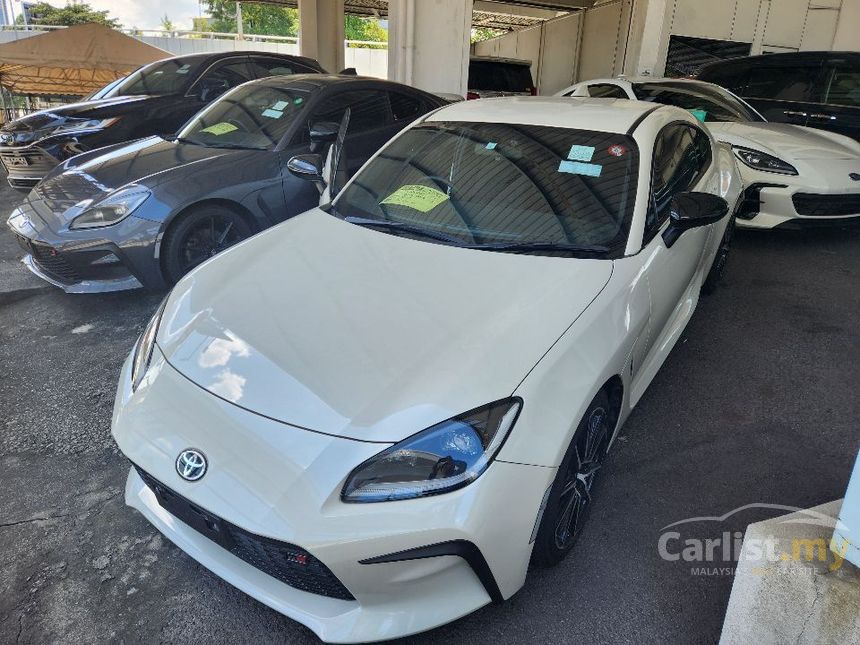 Recon 2023 Toyota GR86 2.4 Coupe Manual White 17inch - Carlist.my