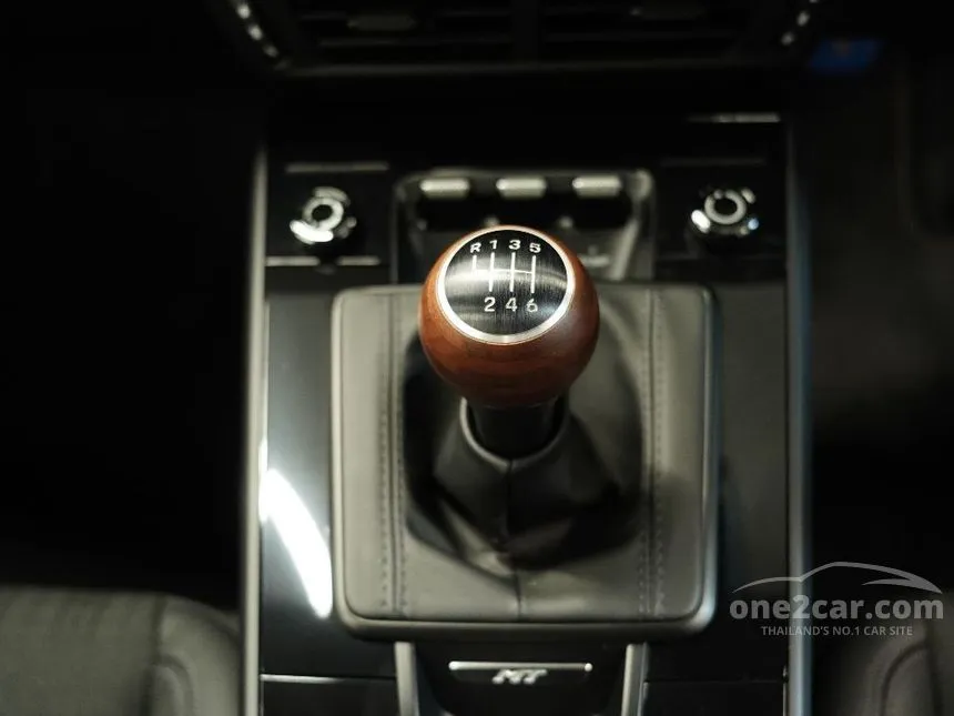 2025 Porsche 911 Carrera T Coupe