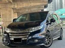2017 Honda Odyssey 2.4 i-Vtec Absolute RC1 Honda Sensing MPV // 2 Power Door // Paddle Shift // 360 Surround Camera // Pre-Crash // Lane Keep Assist