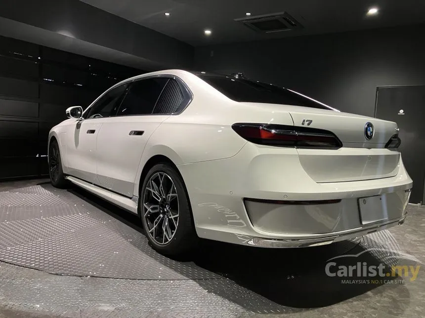 2023 BMW i7 xDrive60 M Sport Sedan