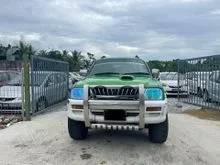 2003 Mitsubishi Storm 2.5