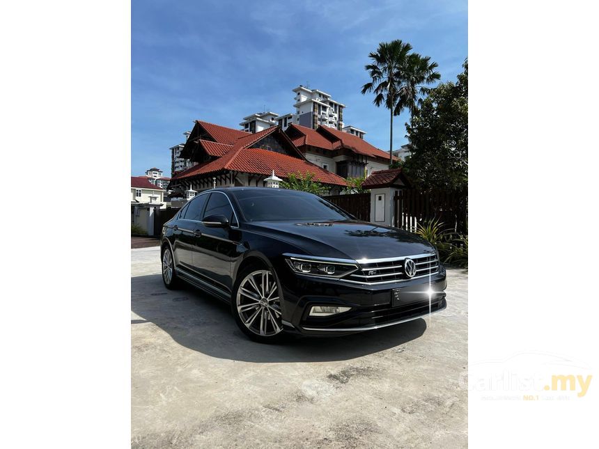 Used 2021 Volkswagen Passat 2.0 R-Line Sedan-full service / lowest ...