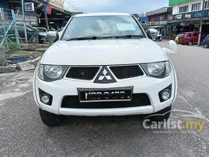 2011 Mitsubishi Triton 2.5 Dual Cab 4X4 Pickup