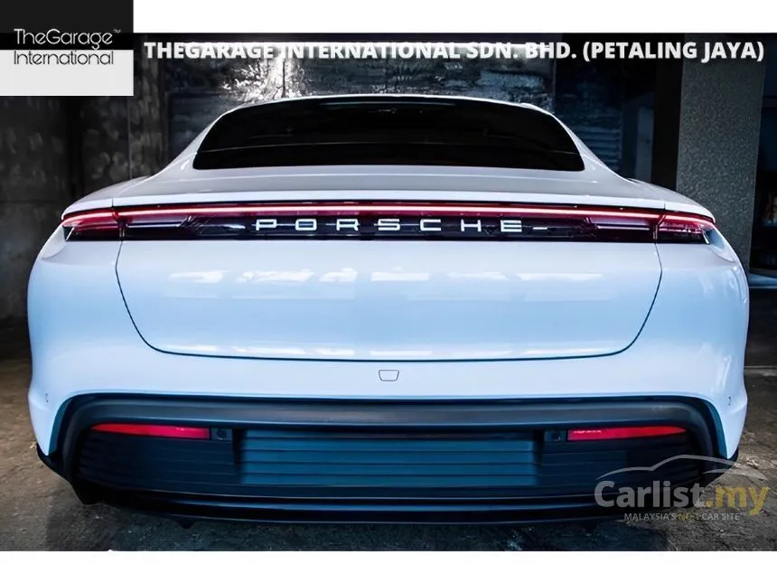 2021 Porsche Taycan 4S Sedan