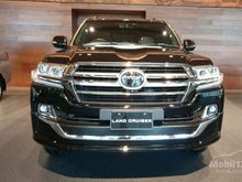 2019 Dp mulai 300jtan* Free acesoris surat jalan Toyota Premium Land Cruiser 4,5 VX Grade SUV