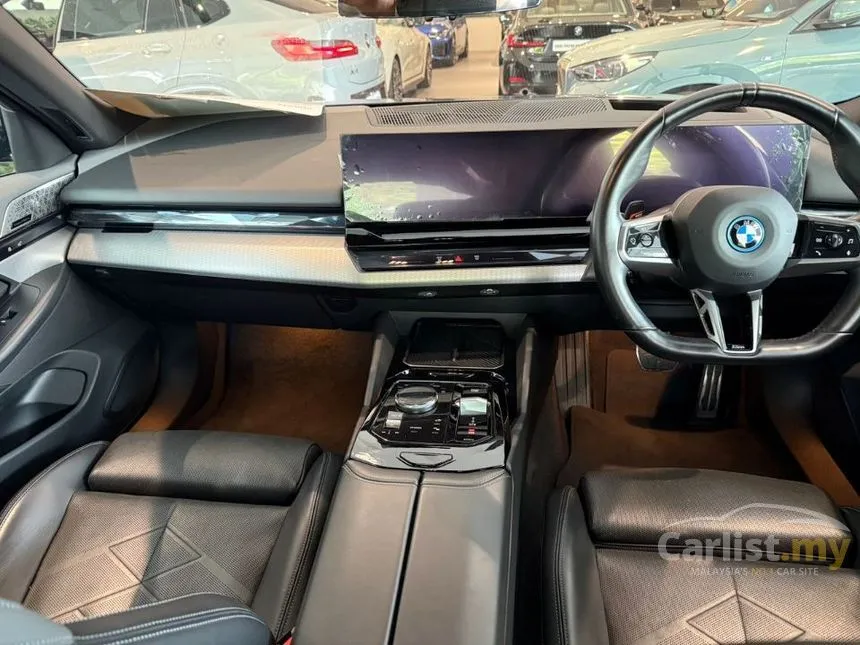 2024 BMW i5 eDrive40 M Sport Sedan