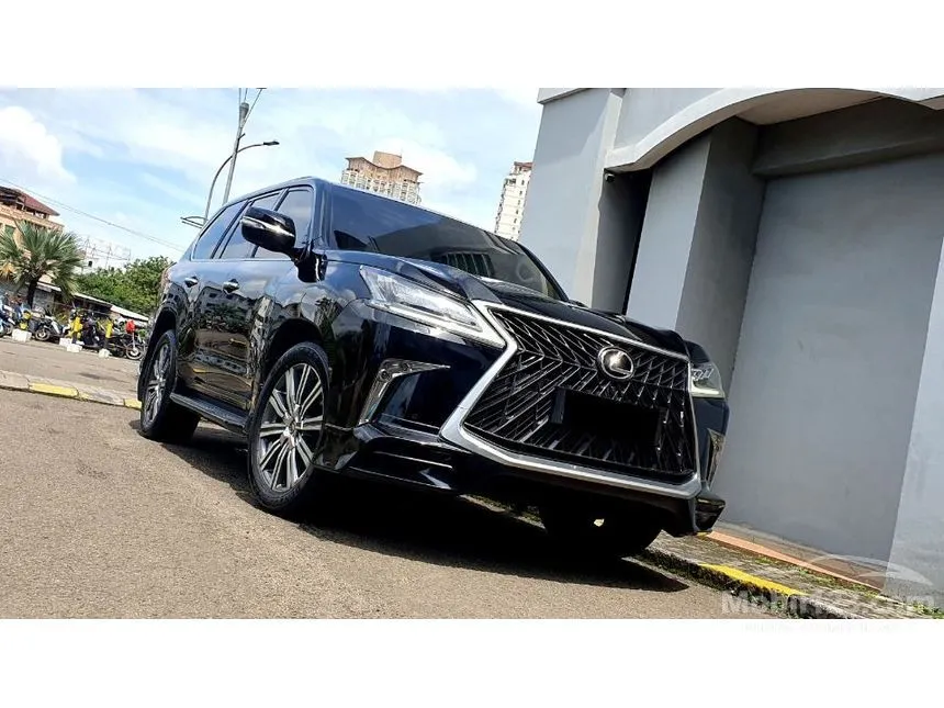 2016 Lexus LX 570 Sport SUV