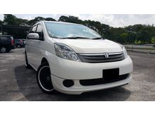 TOYOTA ISIS 2.0 (A) WALD EDITION HIGH SPEC TIPTOP CONDITION