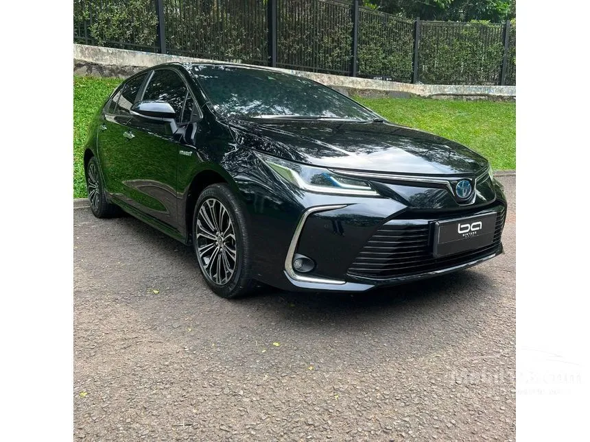 2022 Toyota Corolla Altis Hybrid Sedan