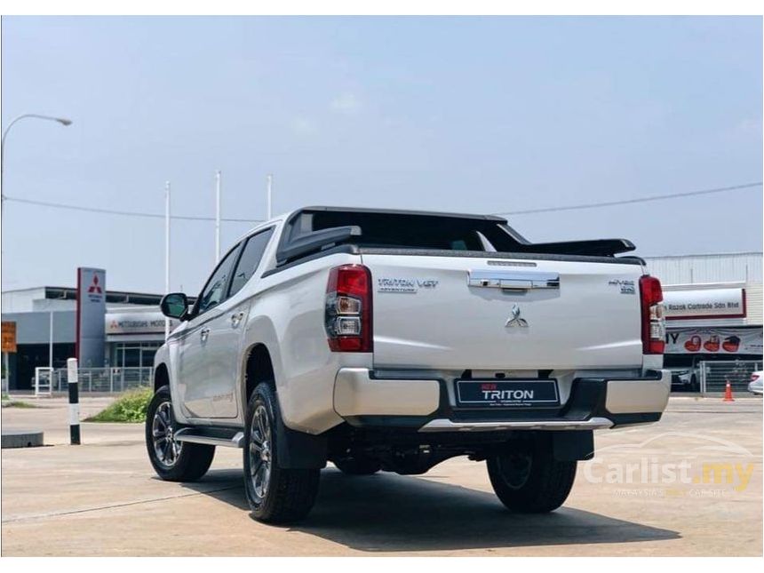 2020 mitsubishi triton 2.4 vgt adventure x pickup truck