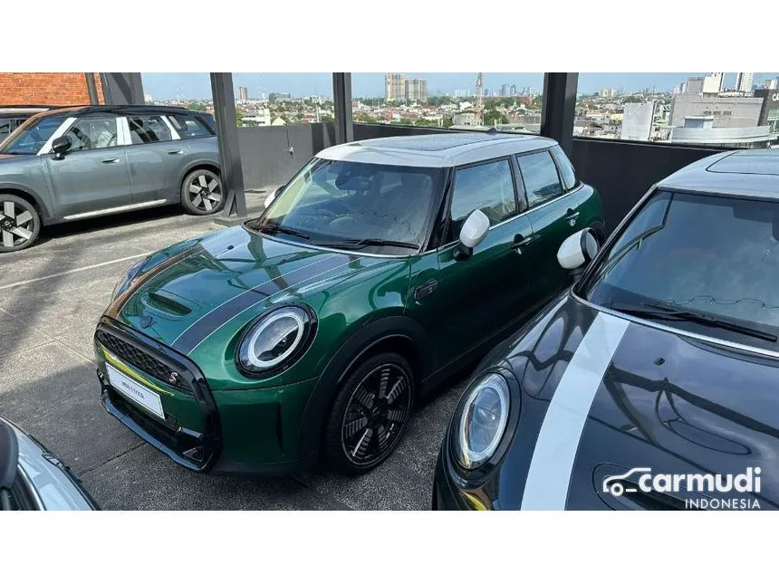 2024 MINI Cooper S Electric Level 3 Hatchback