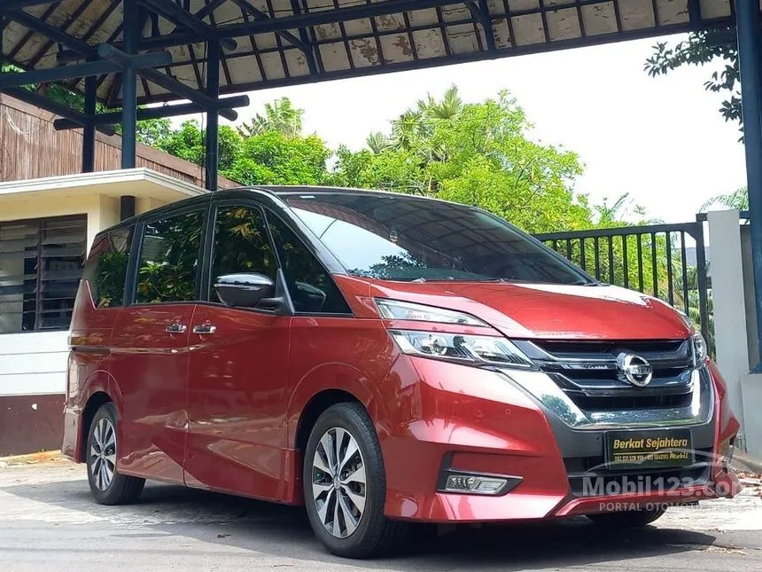 Jual Mobil Nissan Serena 2019 Highway Star 2.0 di Jawa Timur Automatic MPV Merah Rp 370.000.002