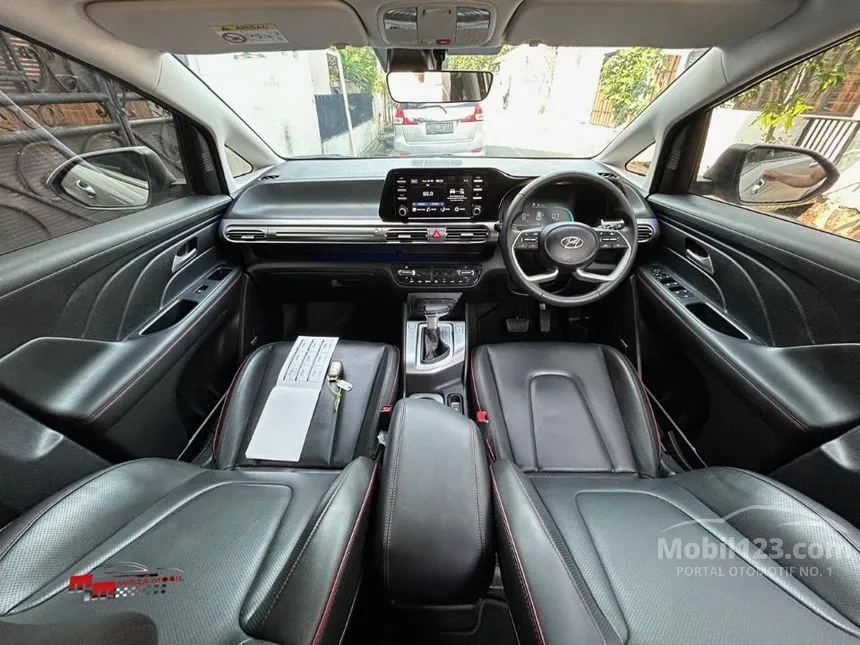 2025 Hyundai Stargazer X Prime MPV