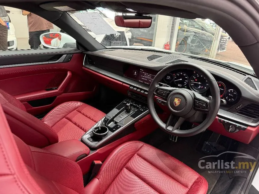 2022 Porsche 911 Carrera S Coupe