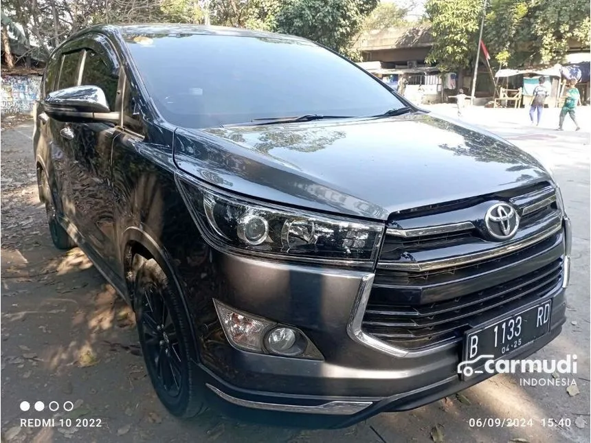 Jual Mobil Toyota Innova Venturer 2020 2.0 di DKI Jakarta Automatic Wagon Abu