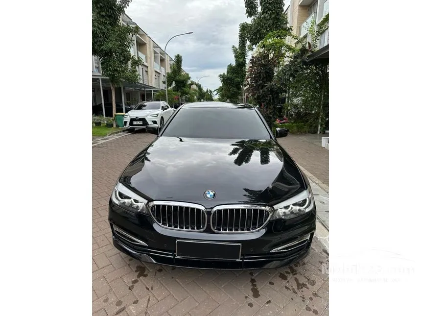 Jual Mobil BMW 520i 2018 Luxury 2.0 di DKI Jakarta Automatic Sedan Hitam Rp 550.000.000