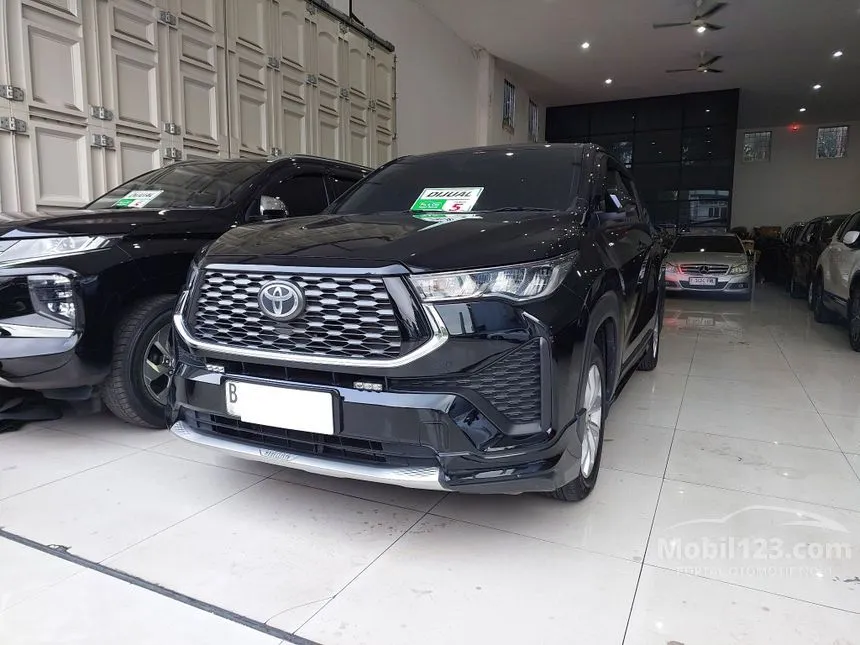 2025 Toyota Kijang Innova Zenix V HV (Non Premium Color) MPV