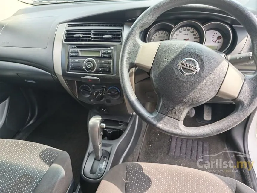2012 Nissan Grand Livina ST-L Comfort MPV