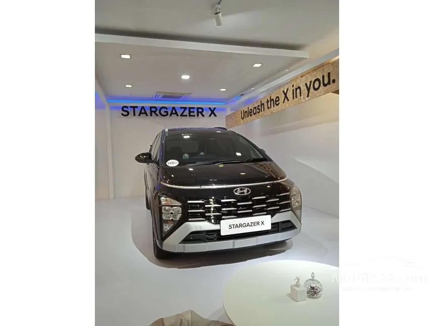 Jual Mobil Hyundai Stargazer 2024 Prime 1.5 di Banten Automatic Wagon Hitam Rp 300.900.000