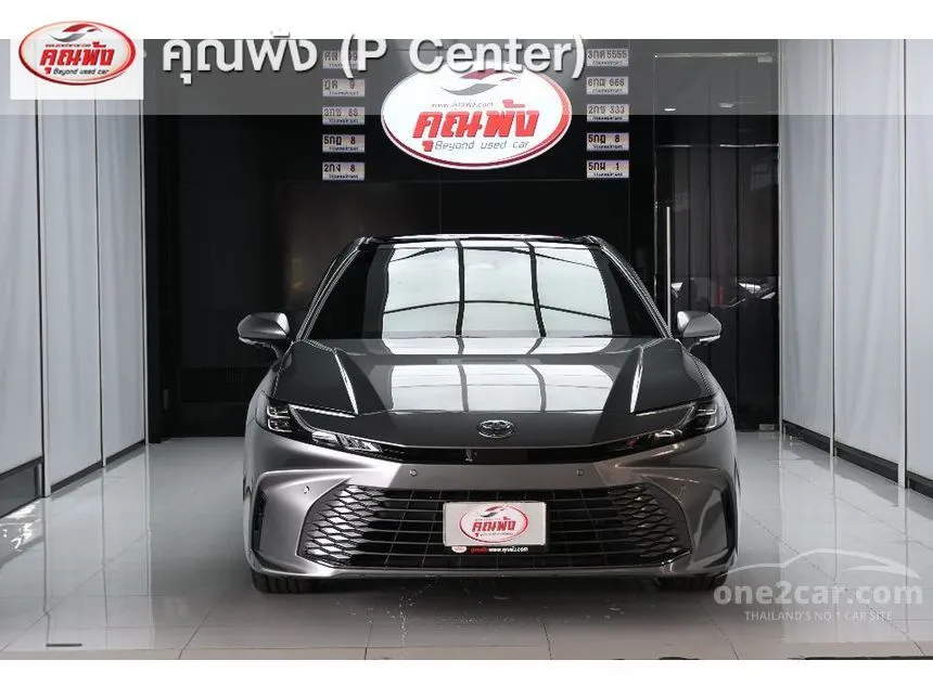2025 Toyota CAMRY HEV Premium Luxury Sedan