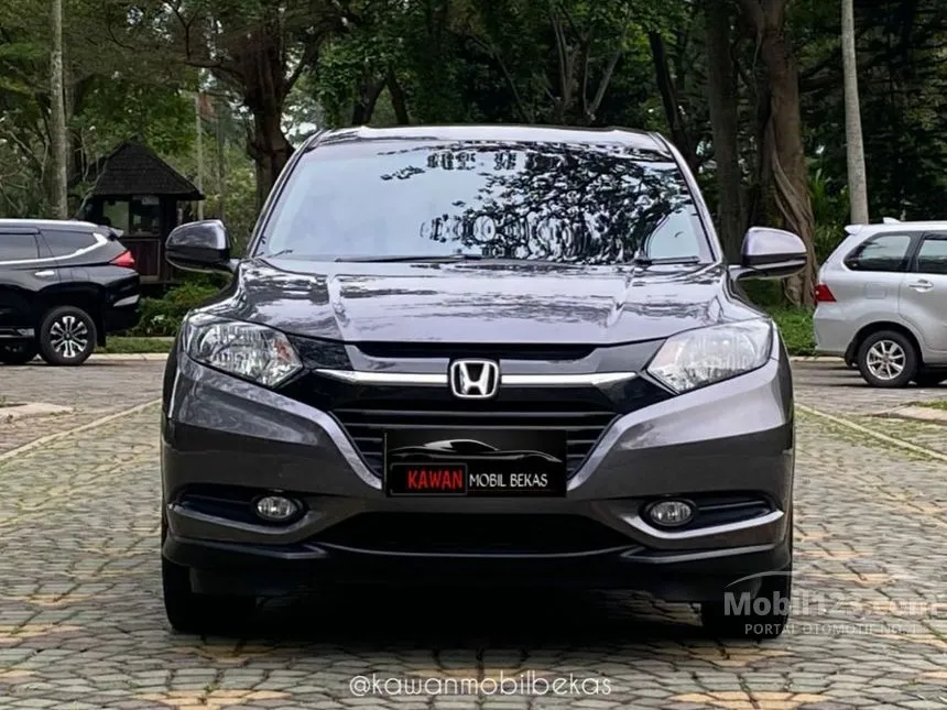 Jual Mobil Honda HR