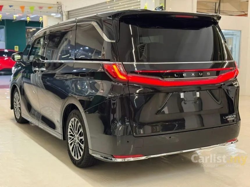 2025 Lexus LM 500h Version L 6 Seater MPV