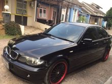2000 BMW 318i 1.9 Sedan