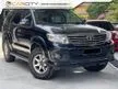 Used 2015 Toyota Fortuner 2.7 V SUV 2 YEARS WARRANRTY LEATHER SEAT NO OFF ROAD TRD SPORTIVO