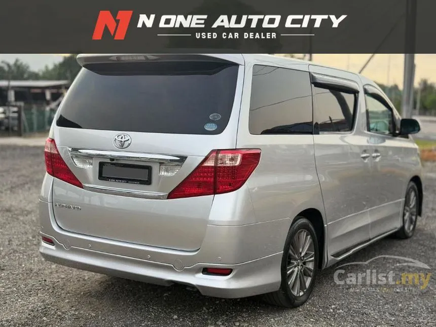 2011 Toyota Alphard 240G MPV