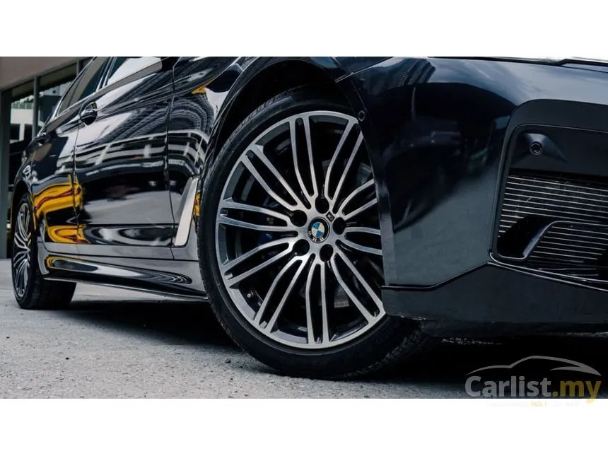 2018 BMW 530i M Sport Sedan