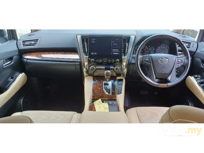 2021 Toyota Alphard MPV