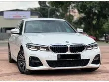 2021 BMW 330i 2.0 (A)M-SPORT ,Full Service Record ,Free 3 Yrs Warranty  *GUARANTEE No Accident/No Total Lost/No Flood & 5 Day Money back Guarantee*
