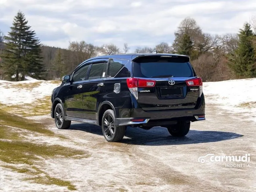 2019 Toyota Innova Venturer Wagon