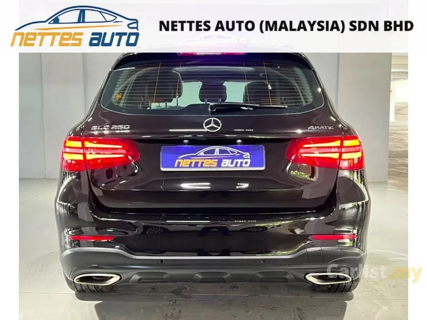 2018 Mercedes-Benz GLC250 4MATIC AMG Line SUV